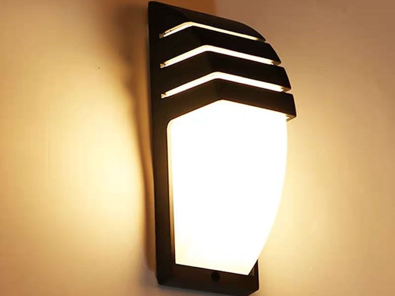 Outdoor Light A102-Black - Galaxy Lighting NZ