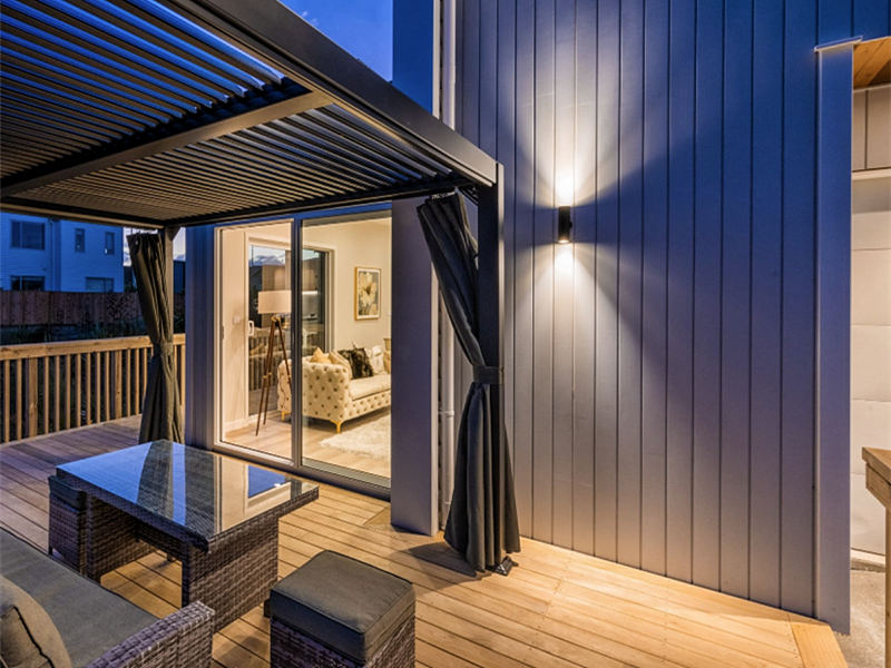Black Up/Down Outdoor Light A123-B - Galaxy Lighting NZ
