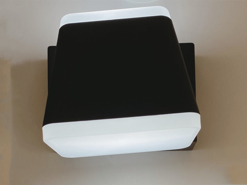 Tiltable LED Outdoor Light A231 - Galaxy Lighting NZ
