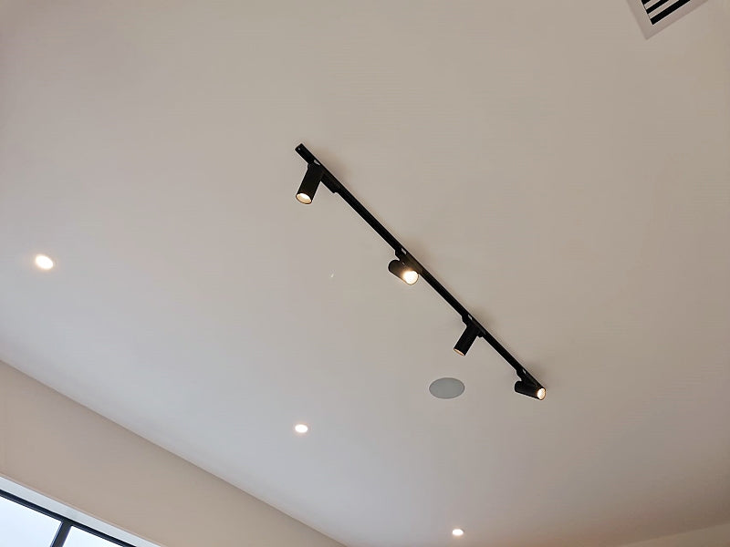 24W-Black 3000k Track Light R108 - Galaxy Lighting NZ